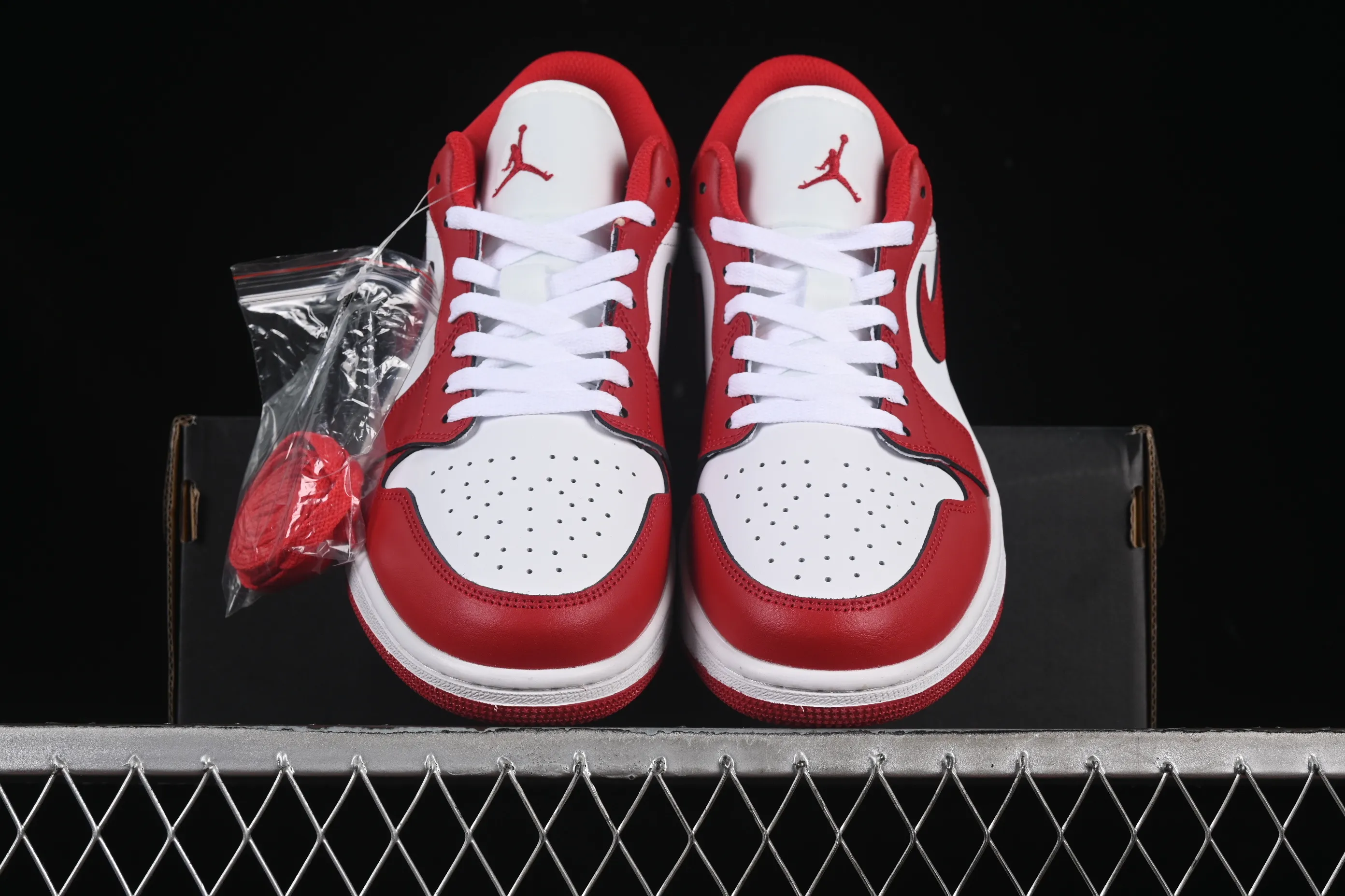 All categories Air Jordan Jordan series basketball shoes Air Jordan 1 Low Air Jordan 1 Low AJ1 Joe 1 white and red color low-top cultural and casual sneakers 553558-166